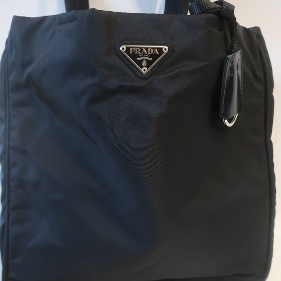 Authentic Women Prada B9223 Tessuto Sport (31) Black Nylon Shoulder Tote Handbag - Picture 3 of 16